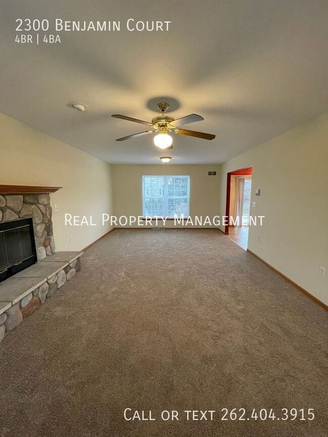 Foto del edificio - 2300 Benjamin Ct