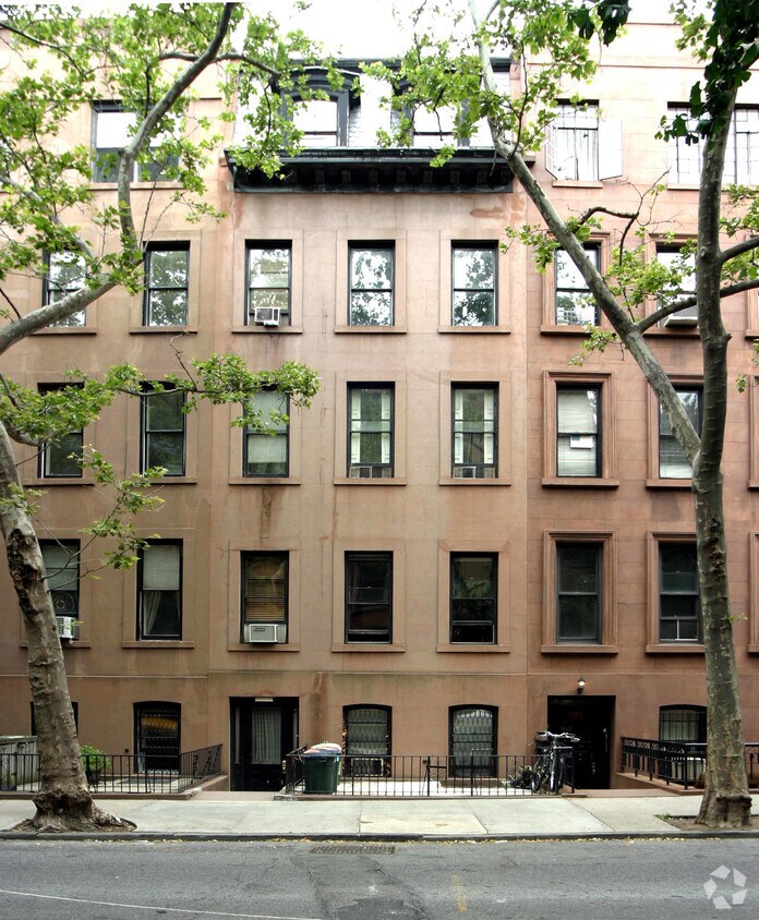 Building Photo - 49 Remsen St