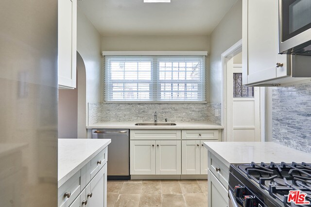 Foto del edificio - 1221 4th Ave