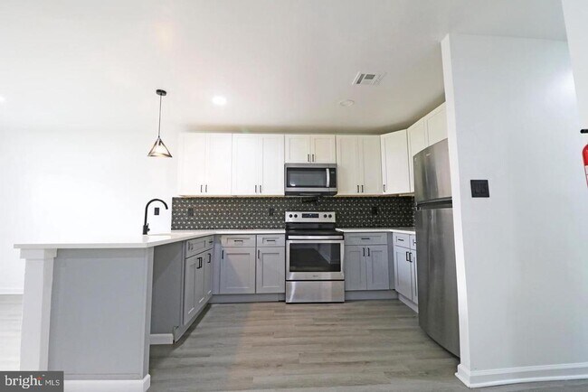 Foto del edificio - 511 Corinthian Ave