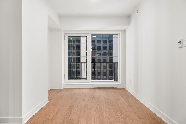 Photo du bâtiment - 1518 Rue Sherbrooke O