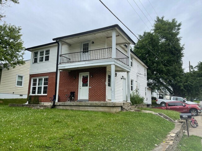 Foto del edificio - 342 Frankfort Road Duplex