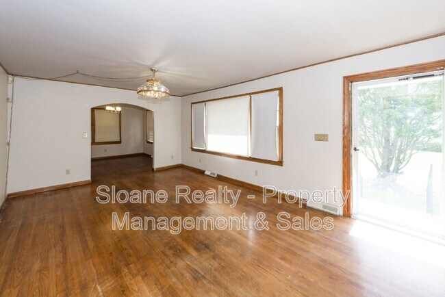 Foto del edificio - 1916 Morgan Ave