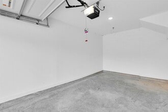 Building Photo - 1438 Forward Dr