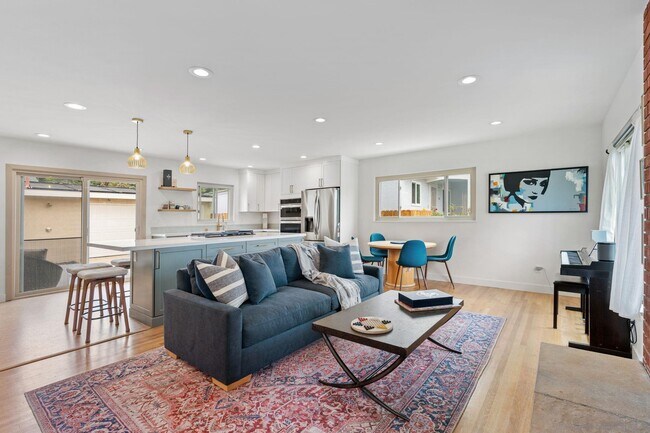 Foto del edificio - 1154 Sapphire St