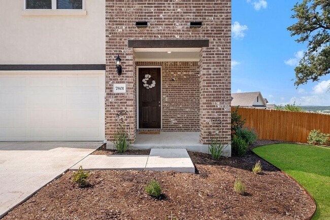 Building Photo - 7801 Agave Grove Dr