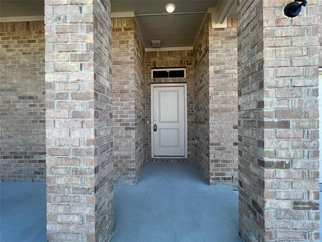 Building Photo - 8537 Big Apple Dr