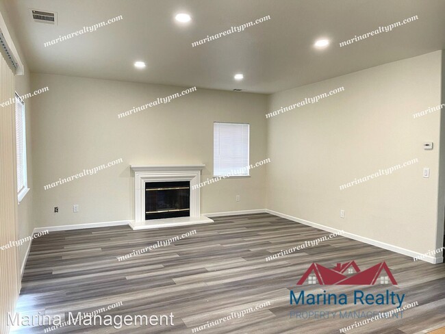 Building Photo - 5 br, 3 bath House - 1013 Legend Circle