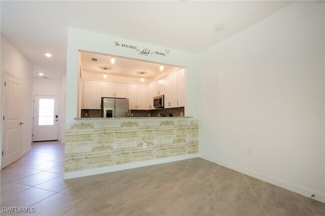 Foto del edificio - 14103 Pine Lodge Ln