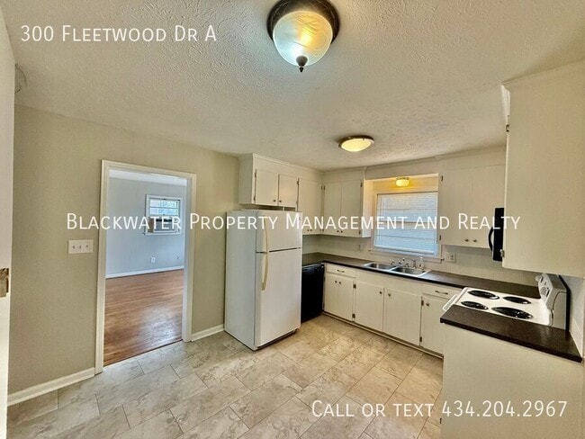 Photo - 300 Fleetwood Dr Apartment