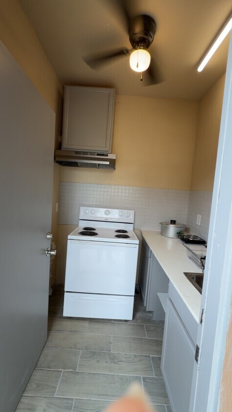 Foto del edificio - 6303 Scotchwood Dr