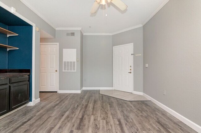 Building Photo - 2668 Robert Trent Jones Dr