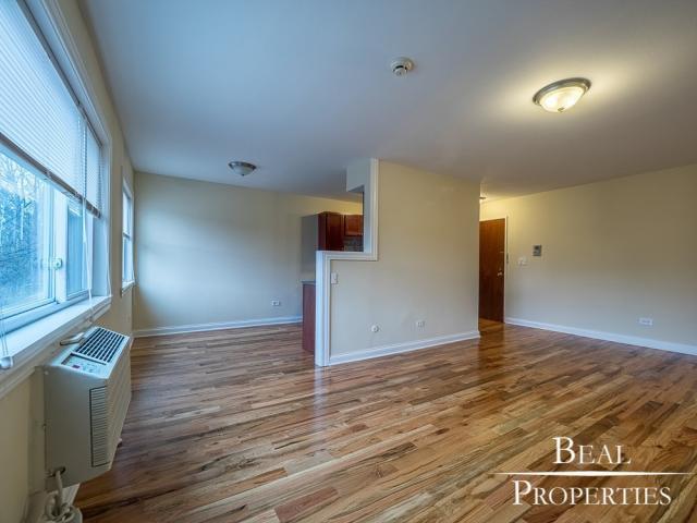 Foto del edificio - 1 bedroom in HIGHLAND PARK IL 60035