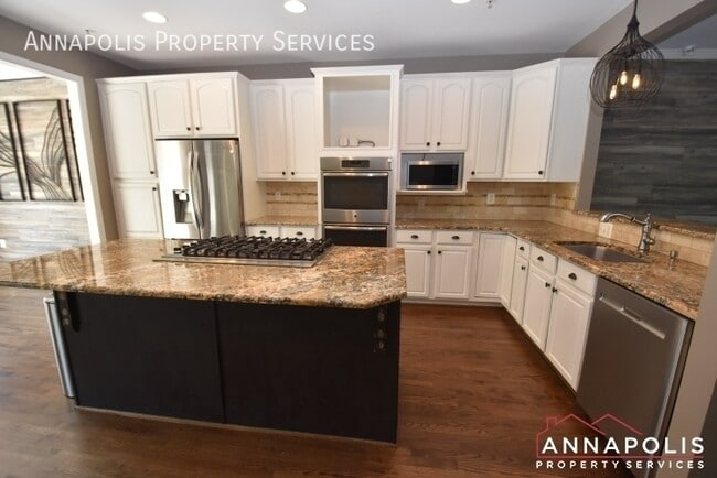 Building Photo - 2398 Jostaberry Way