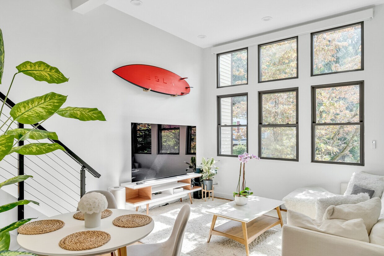 Foto principal - 47 Cogswell Ave