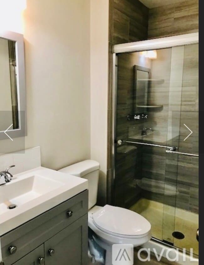 Building Photo - 1715 Hart Ct