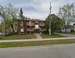 Building Photo - 2459 Cléroux Crescent