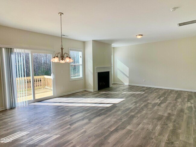 Foto del edificio - 85 Henhouse Ct