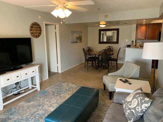 Building Photo - 5757 W Eugie Ave