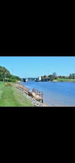 Foto del edificio - 336 Golfview Rd