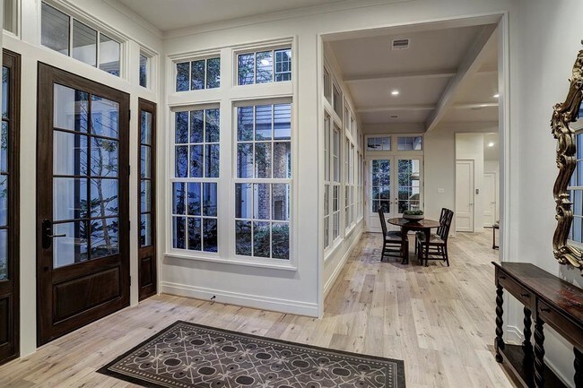 Foto del edificio - 80 Audubon Hollow Ln