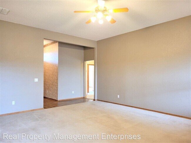 Building Photo - 4 br, 2 bath House - 516 NW 174th St