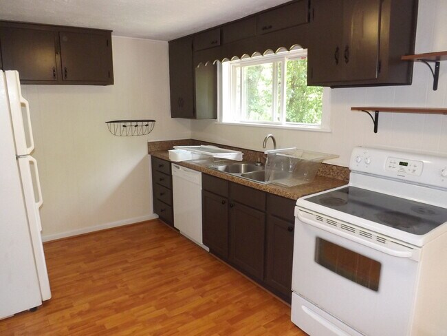 Foto del edificio - Cute 2BD/1BA House in Cullowhee available ...