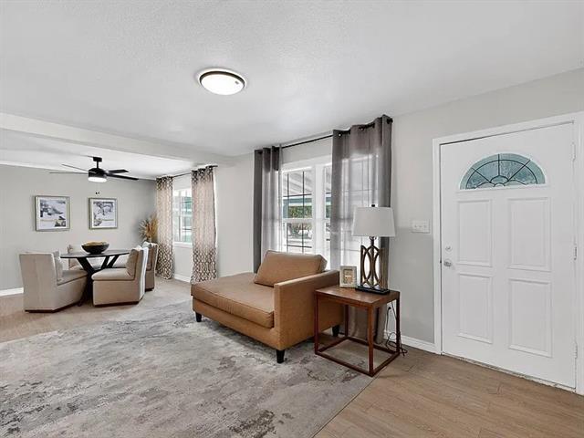 Building Photo - 834 Lindo Dr