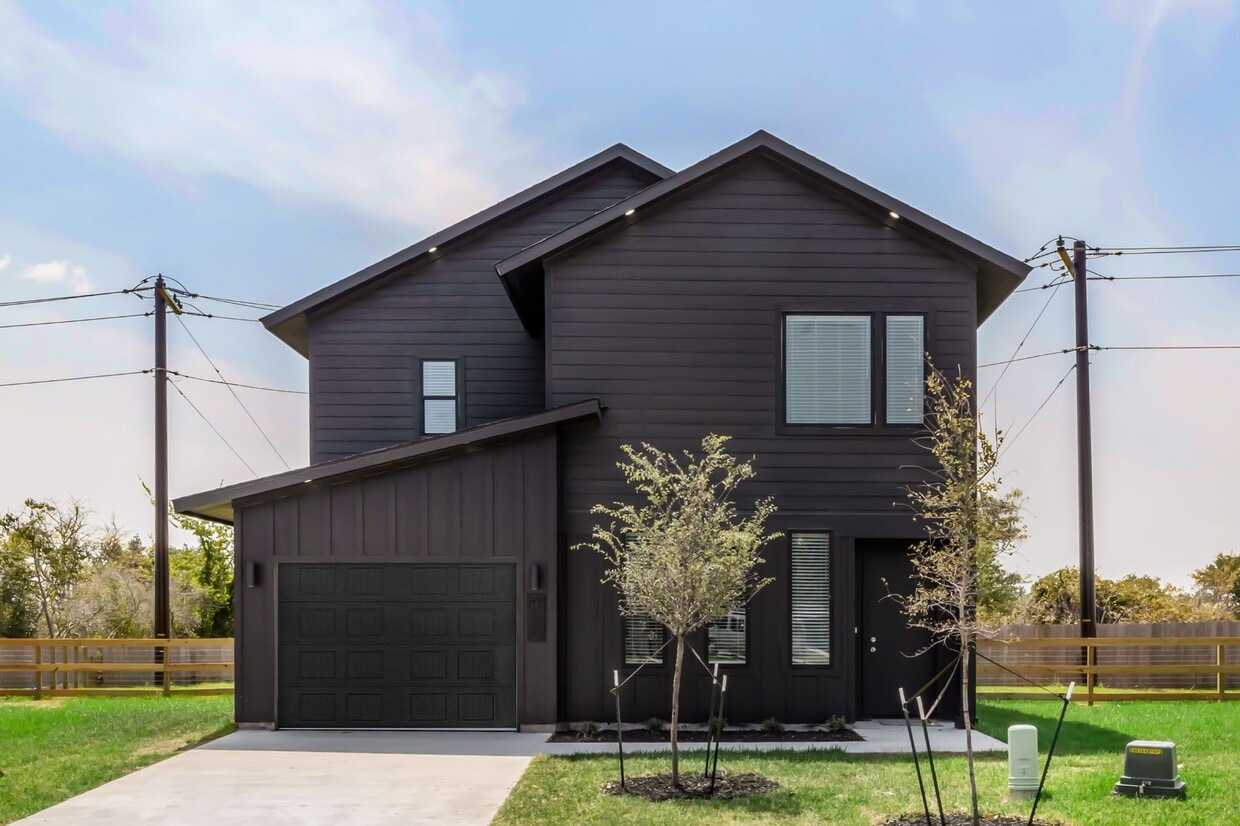 Photo - 3003 Alpha Wolf Ct (College Station, TX)