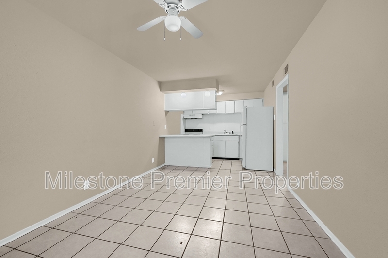 Foto principal - 817 S Elm St