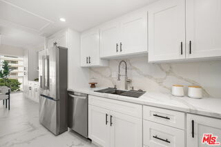 Foto del edificio - 10450 Wilshire Blvd