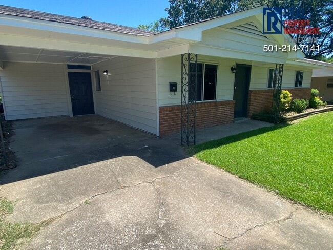 Building Photo - 501 Warren-