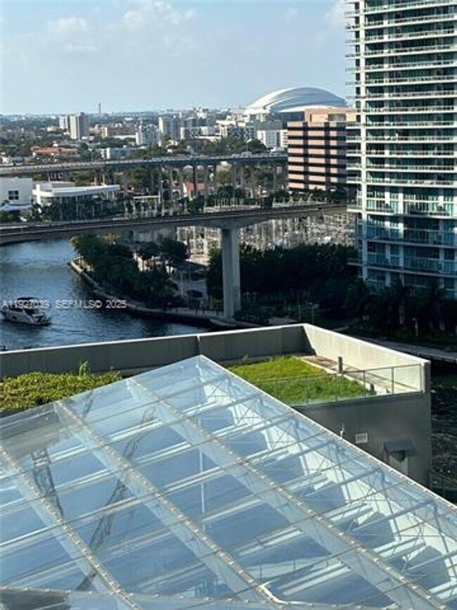 Photo - 68 SE 6th St Apartment