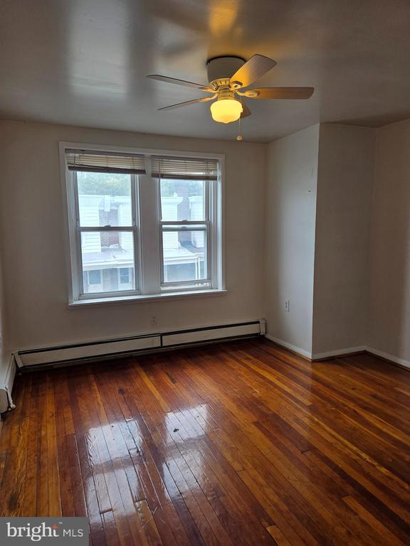 Foto del edificio - 4013 Creston St