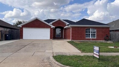 Building Photo - 1521 Brookleaf Dr