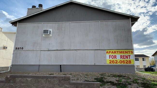 Building Photo - 2510 S McKinley St