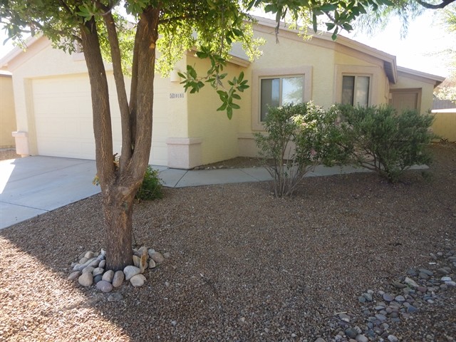 Primary Photo - 10181 E Desert Paradise Place