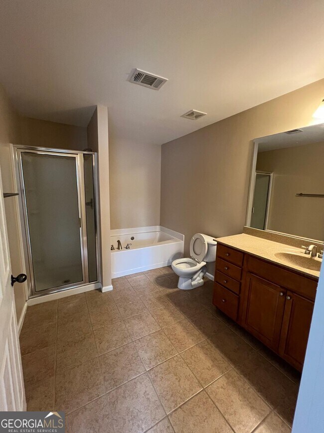 Foto del edificio - 1682 Northgate Mill Dr