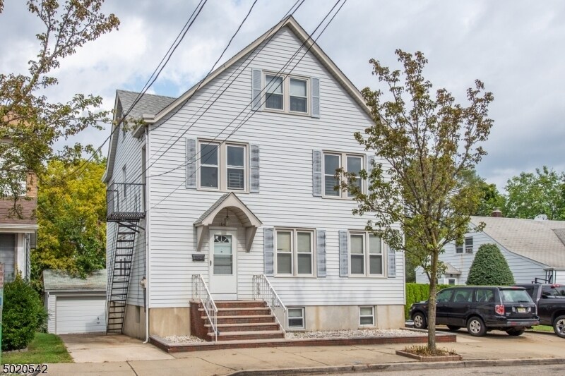 184 Trimble Ave, Clifton, NJ 07011 Room for Rent in Clifton, NJ