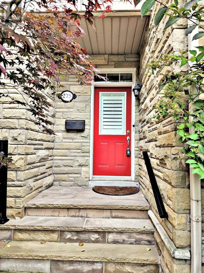 Building Photo - 275 Dalesford Rd