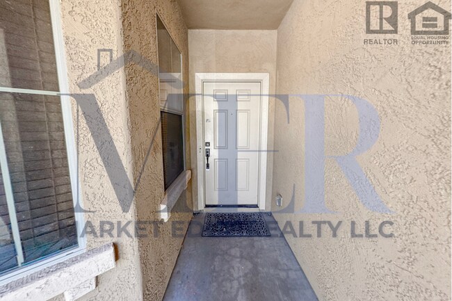 Foto del edificio - 3Bed/2Bath House in Buckeye! Ready for Immediate Move-In! -- FENCED-IN YARD!