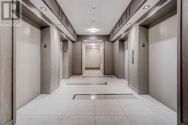 Photo du bâtiment - 56 Annie Craig Dr