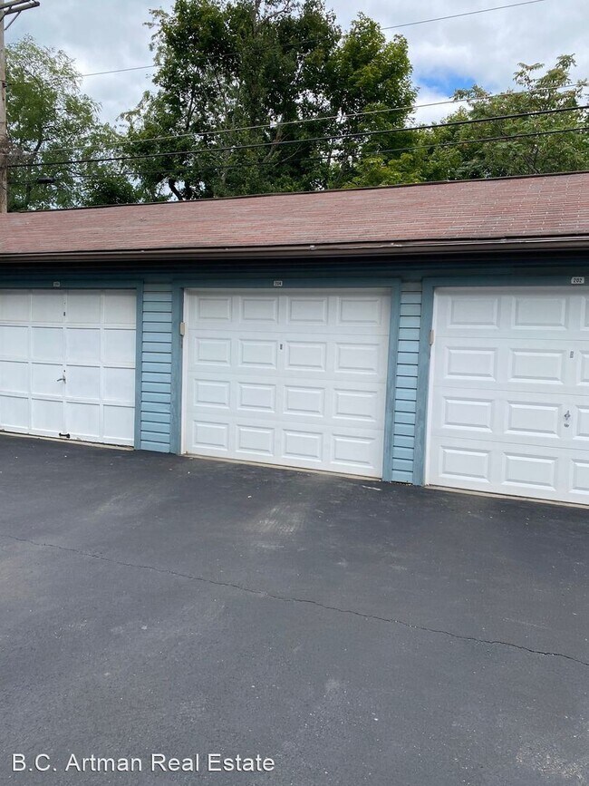 Building Photo - 2 br, 2 bath House - 1845 Clayton Avenue #204