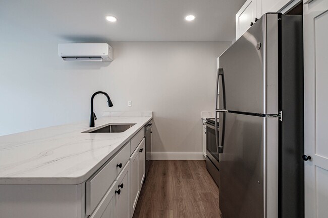 Building Photo - 1 S Bridgton Rd