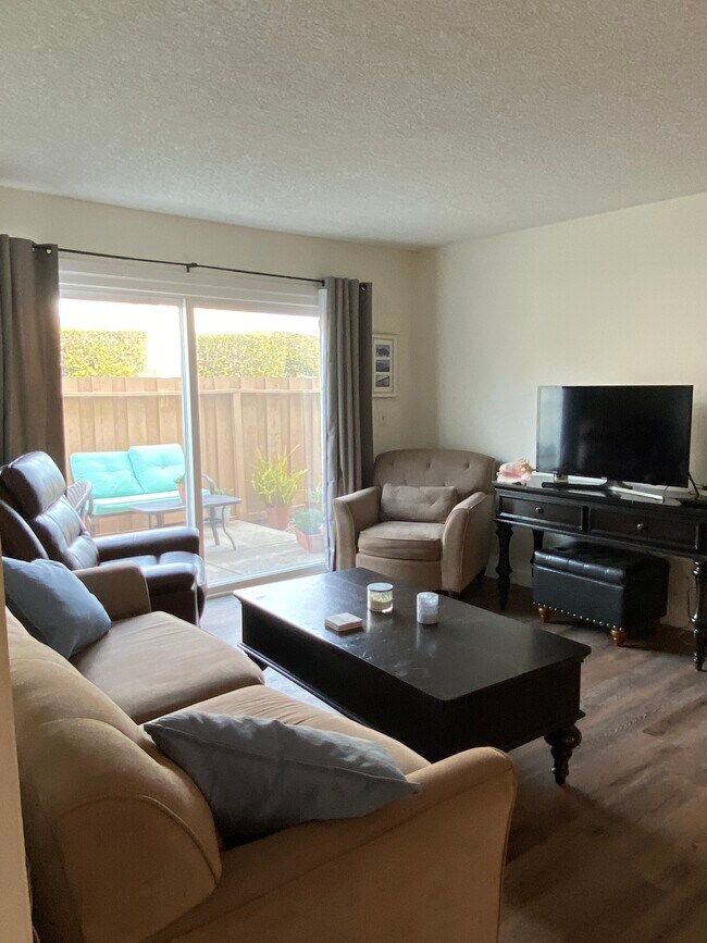 2444 Bolker Dr Unit None, Port Hueneme, CA 93041 - Condo for Rent in ...