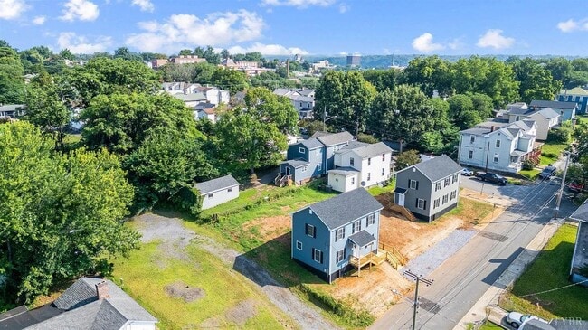 Photo - 1209 16th St House