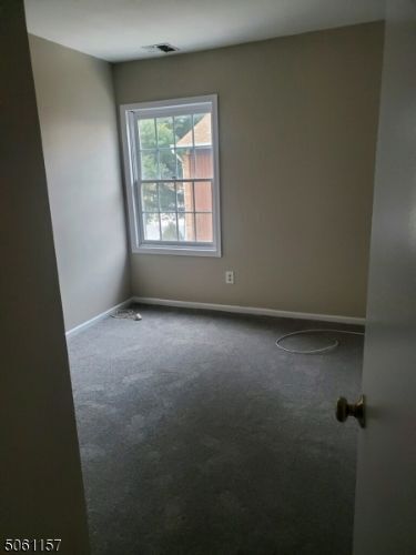 Foto del edificio - 112 Sherwood Ave