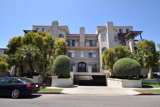 Foto del edificio - 1541 S Bedford St