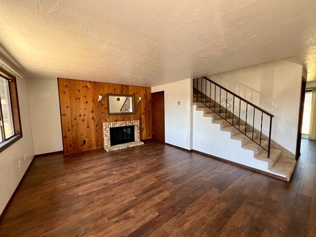 Building Photo - 1421 Lapush Way NE