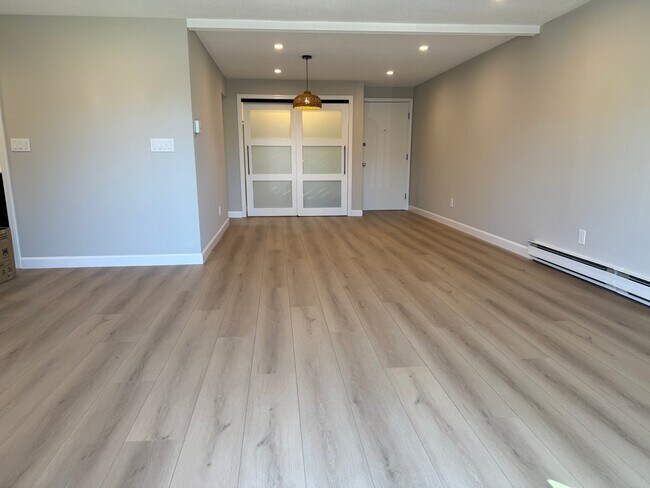 Foto del edificio - 750 Farm Rd